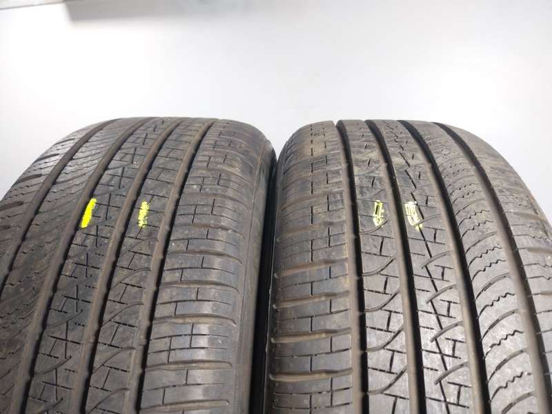 Recambio de neumatico para land rover range rover evoque referencia OEM IAM  2355020 104W / PIRELLI 
