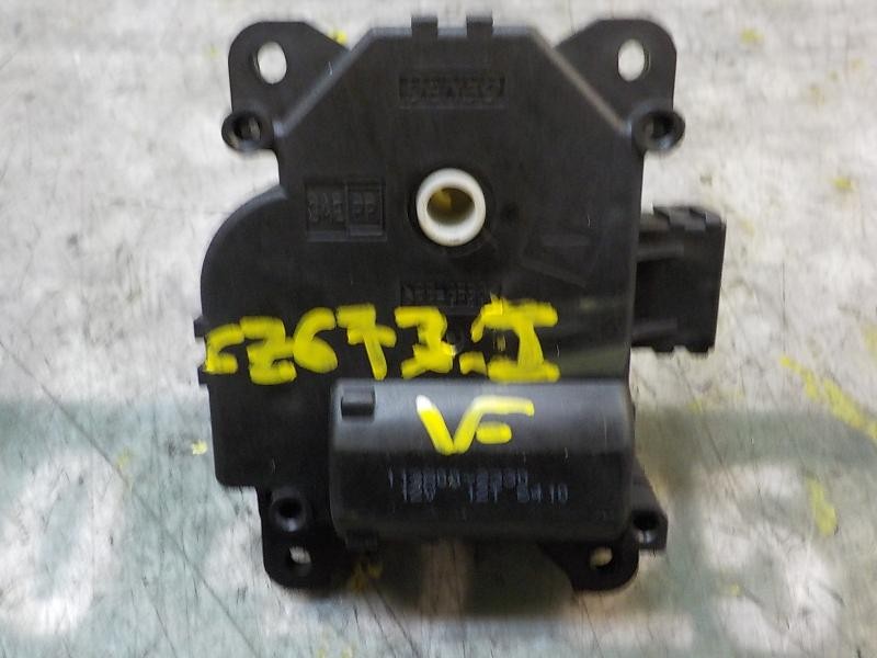 Recambio de motor apertura trampillas climatizador para citroën c-zero seduction referencia OEM IAM  1138002330 1138002330