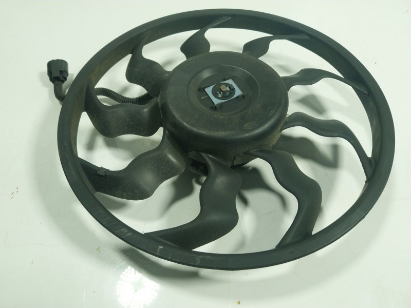 Recambio de electroventilador para hyundai i10 1.2 cat referencia OEM IAM 25380B9100 25380B9 