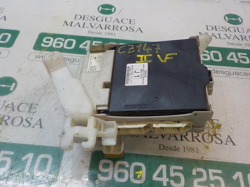 Recambio de caja reles / fusibles para toyota prius (nhw30) 1.8 16v cat (híbrido) referencia OEM IAM 8273047451 8922147110 