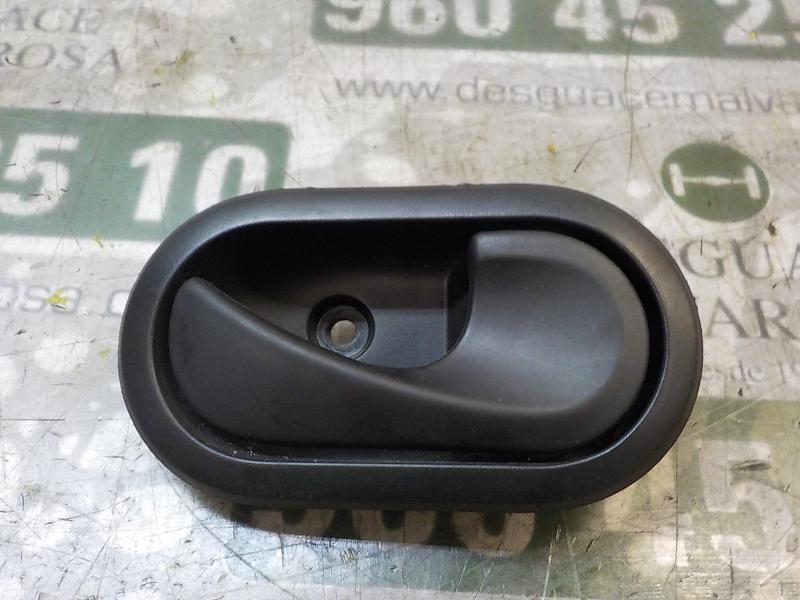 Recambio de maneta interior delantera derecha para dacia dokker 1.5 dci diesel fap cat referencia OEM IAM 8200733847  