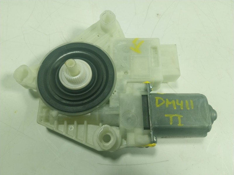 Recambio de motor elevalunas trasero izquierdo para skoda spaceback (5h) 1.0 tsi referencia OEM IAM 5JA959811L 5JA959811L 