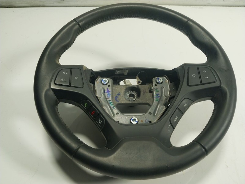 Recambio de volante para hyundai i10 1.2 cat referencia OEM IAM 56111B9100PYN 17041900004 