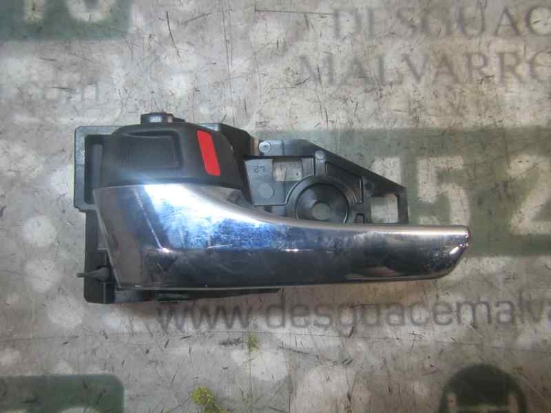Recambio de maneta interior trasera izquierda para toyota rav 4 referencia OEM IAM 6920633121C0  