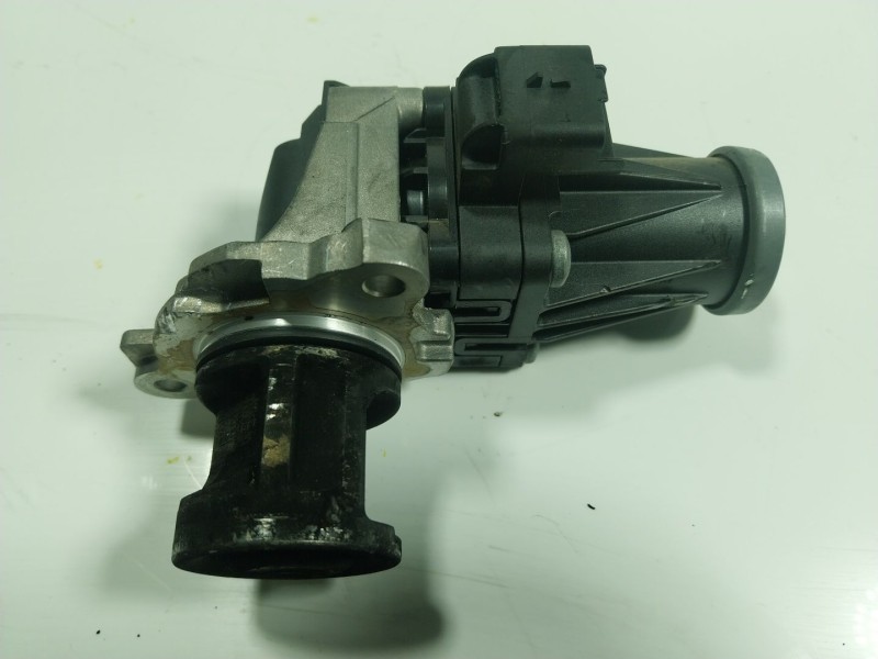 Recambio de valvula egr para ford transit courier 1.5 tdci cat referencia OEM IAM 2017409 5056390802 