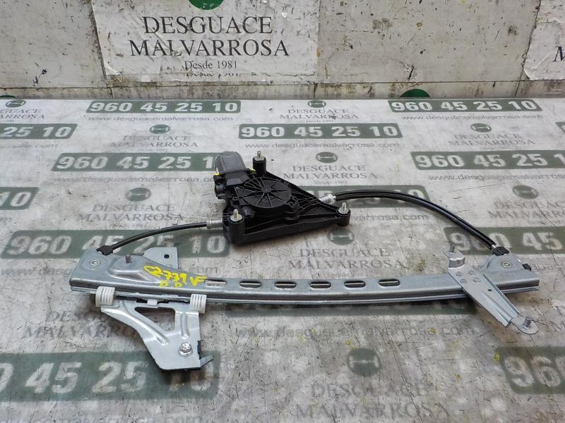 Recambio de elevalunas delantero derecho para toyota aygo 1.0 cat referencia OEM IAM 698100H031  