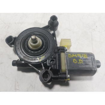 MOTOR ELEVALUNAS DELANTERO DERECHO 5Q0959802B 5Q0959802B 