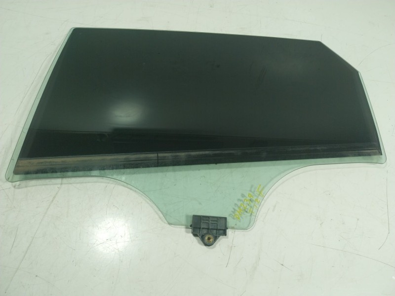 Recambio de cristal puerta trasero izquierdo para kia niro concept referencia OEM IAM 83410G5020  