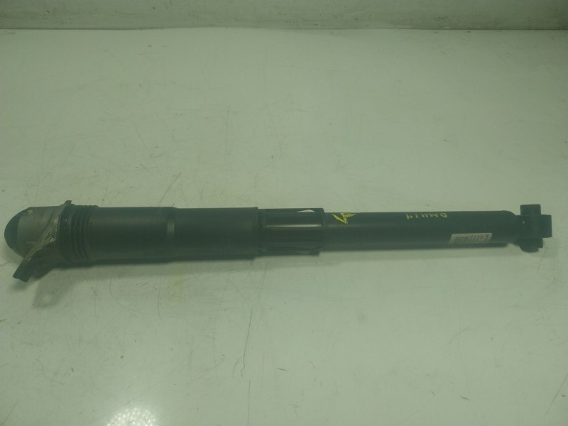 Recambio de amortiguador trasero izquierdo para volkswagen arteon (3h7, 3h8) 2.0 tdi referencia OEM IAM 3Q0513049JK 3Q0512011LP 