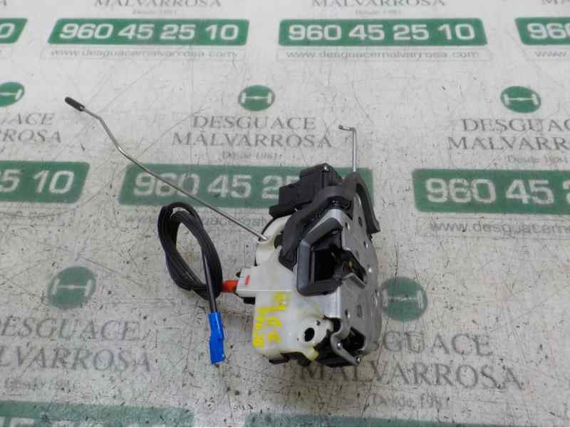 Recambio de cerradura puerta delantera derecha para opel zafira tourer 2.0 cdti cat referencia OEM IAM 13579523 13579523 