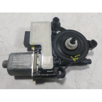 MOTOR ELEVALUNAS TRASERO IZQUIERDO 5Q0959811E 5Q0959811E 