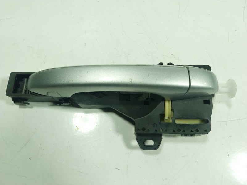 Recambio de maneta exterior trasera izquierda para renault megane iv berlina 5p 1.3 tce referencia OEM IAM 806074953R  