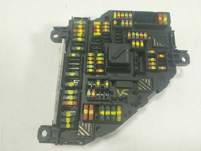 Recambio de caja reles / fusibles para bmw serie 5 lim. (f10) 3.0 turbodiesel referencia OEM IAM 61149234423 923442301 