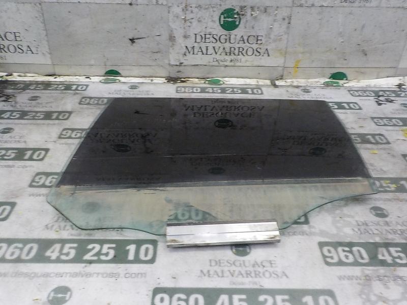 Recambio de cristal puerta trasero izquierdo para opel zafira b 1.9 cdti referencia OEM IAM   