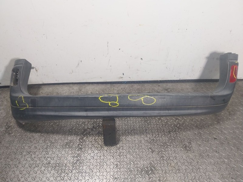 Recambio de paragolpes trasero para renault kangoo z.e. maxi 5-sitzer referencia OEM IAM 7701478196  