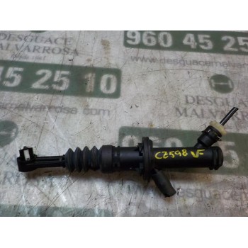 BOMBA EMBRAGUE 306101808R 