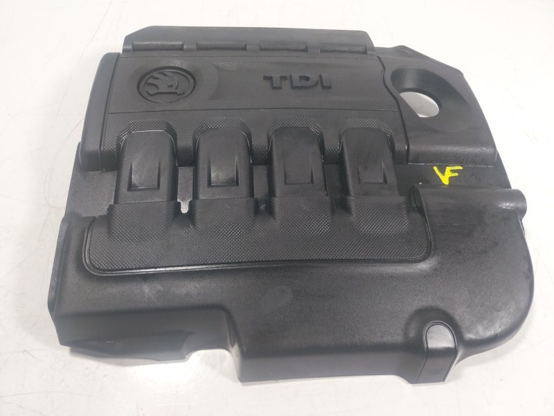 Recambio de tapa motor para skoda octavia iii combi (5e5, 5e6) 2.0 tdi referencia OEM IAM 04L103925T 04L103954T 