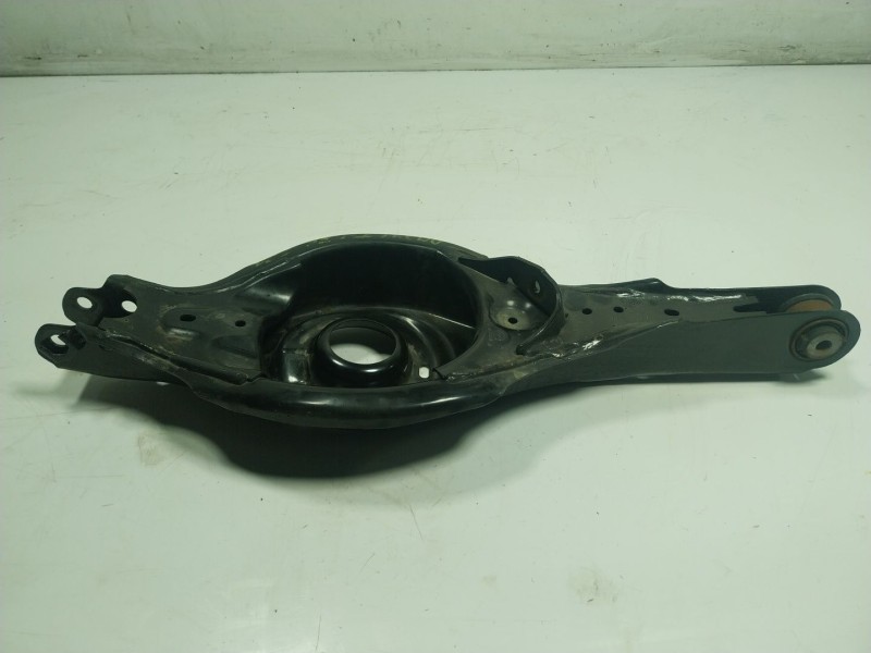 Recambio de brazo suspension inferior trasero derecho para mazda cx-5 2.0 cat referencia OEM IAM   