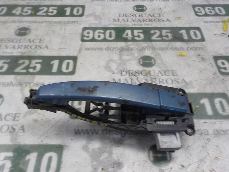Recambio de maneta exterior trasera derecha para opel zafira b 1.9 cdti referencia OEM IAM   