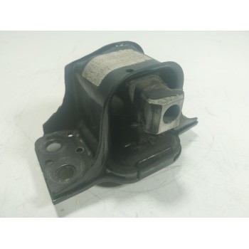 SOPORTE MOTOR DERECHO 8200014931 