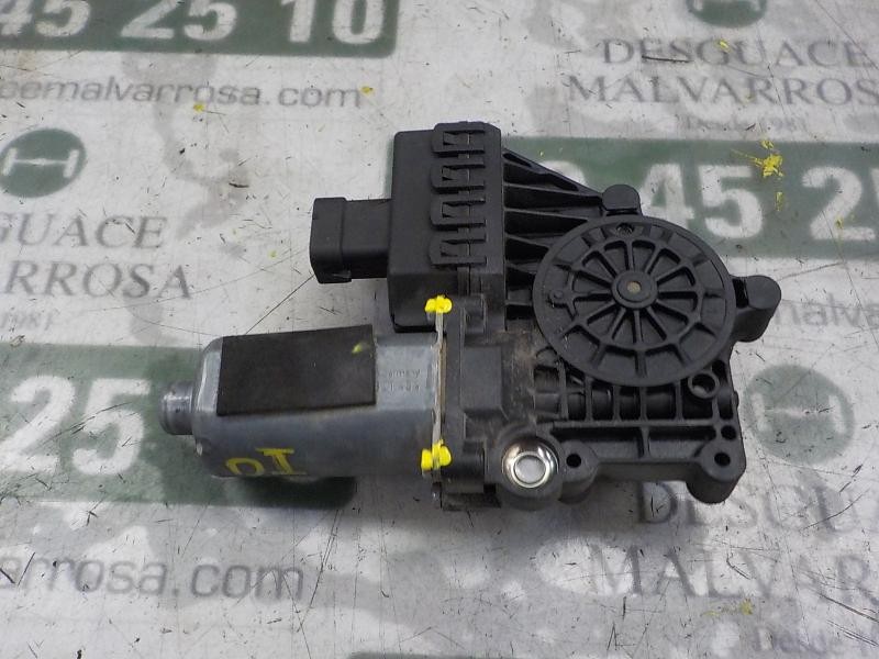 Recambio de motor elevalunas delantero izquierdo para opel zafira b 1.9 cdti referencia OEM IAM   