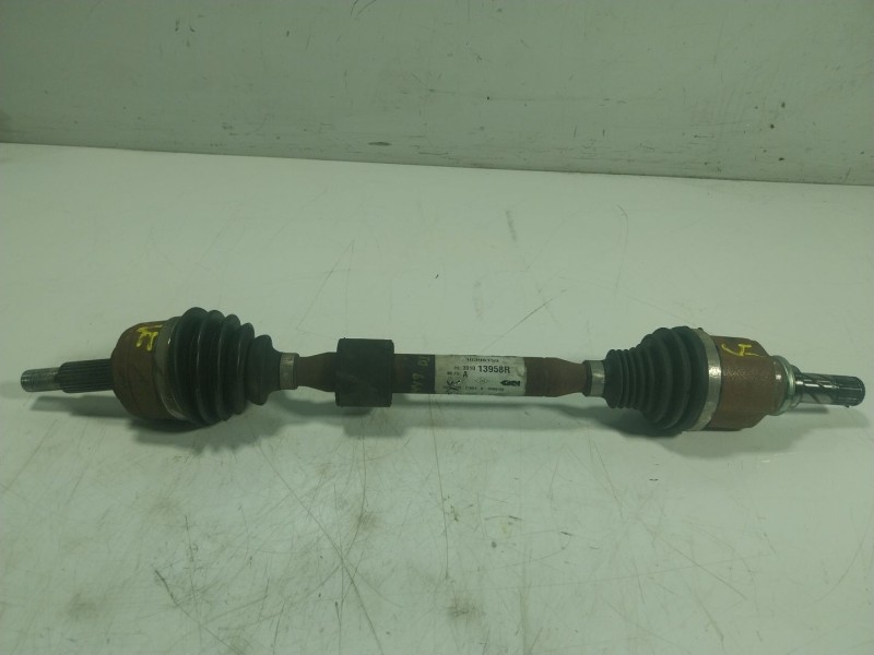 Recambio de transmision izquierda para renault megane iv berlina 5p 1.3 tce referencia OEM IAM 391013958R 391013958R 