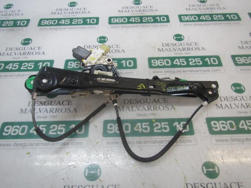 Recambio de elevalunas delantero izquierdo para bmw serie 1 berlina (e81/e87) 118d referencia OEM IAM 51337138465  