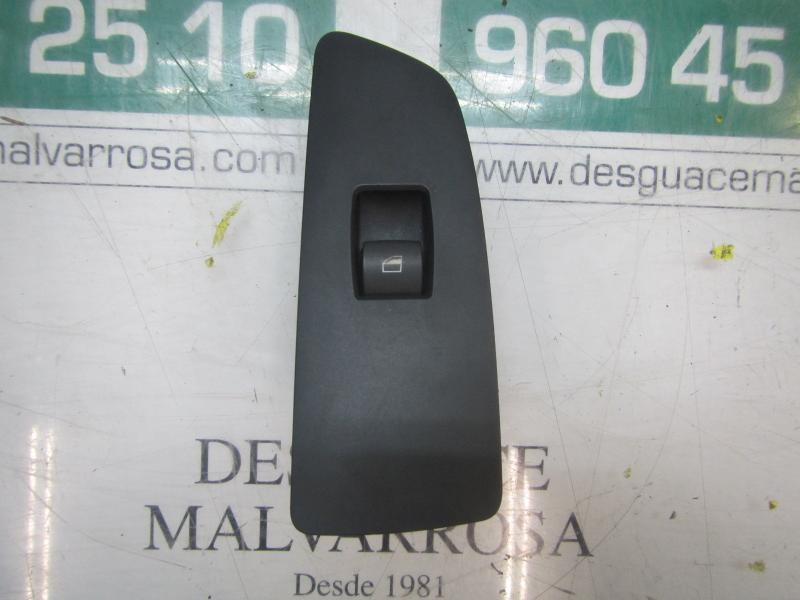 Recambio de mando elevalunas delantero derecho para bmw serie 1 berlina (e81/e87) 118d referencia OEM IAM 61316970247  