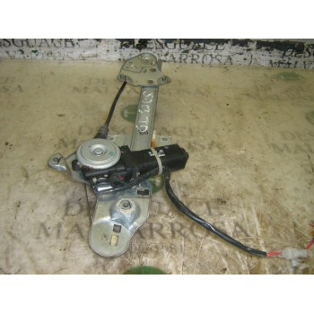 ELEVALUNAS TRASERO DERECHO 