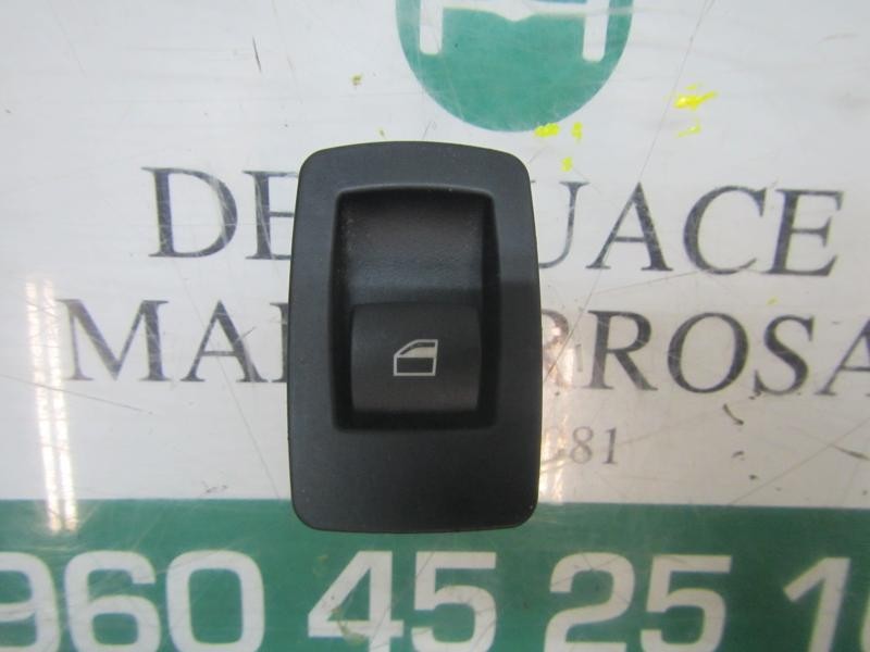 Recambio de mando elevalunas trasero derecho para bmw serie 1 berlina (e81/e87) 118d referencia OEM IAM 61316945874  