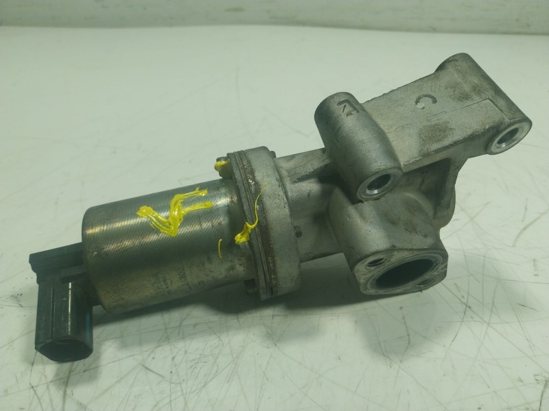 Recambio de valvula egr para kia pro cee´d (jd) 1.6 crdi 128 referencia OEM IAM 284102A300 284102A300 
