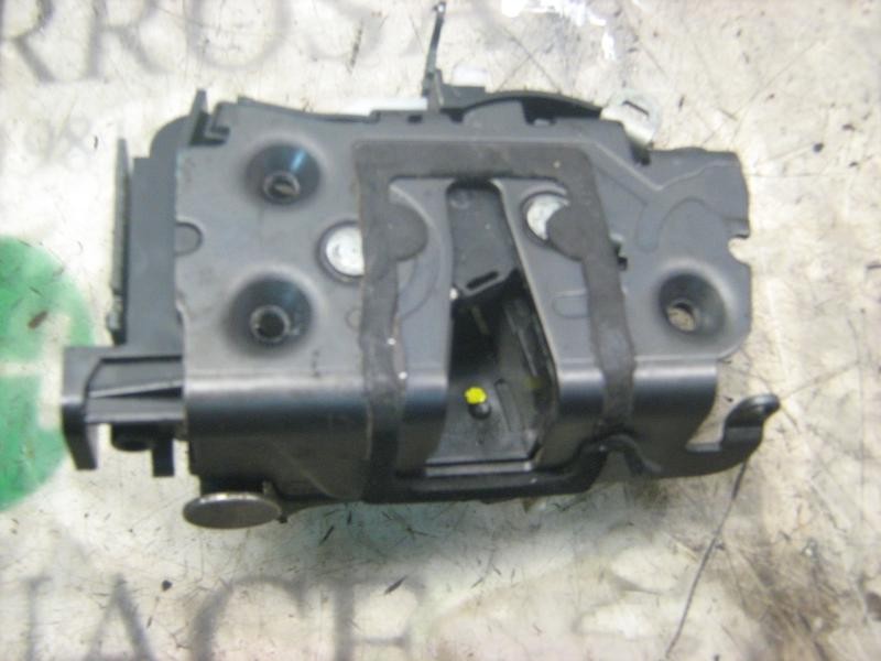 Recambio de cerradura puerta delantera derecha para ford focus berlina (cap) ghia referencia OEM IAM   