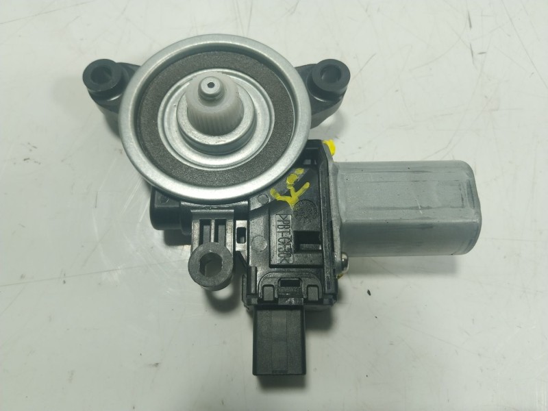 Recambio de motor elevalunas trasero derecho para mazda cx-5 2.0 cat referencia OEM IAM  B45C5858X 