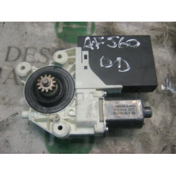 MOTOR ELEVALUNAS DELANTERO DERECHO 