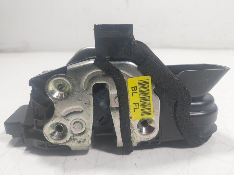 Recambio de cerradura puerta delantera izquierda para kia stonic (ybcuv) 1.6 crdi cat referencia OEM IAM 81310H8040 81310H8040 