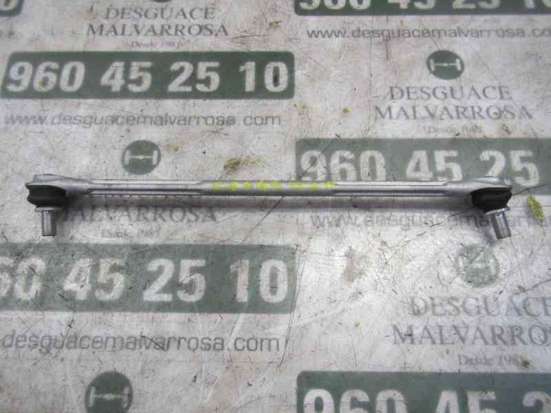 Recambio de tirante delantero izquierdo para toyota yaris 1.0 cat referencia OEM IAM 4882052040  