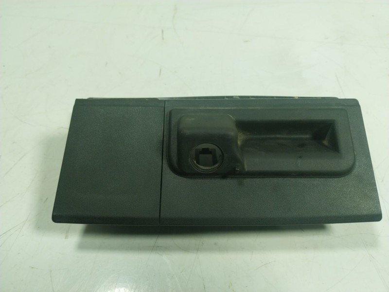 Recambio de maneta porton para audi q4 e-tron aq4e f4bac3 referencia OEM IAM 5E3827566A 5E3827566 