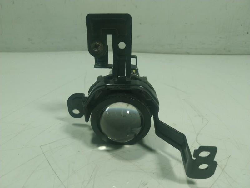 Recambio de faro antiniebla derecho para kia stonic (ybcuv) 1.6 crdi cat referencia OEM IAM 92202H8400  