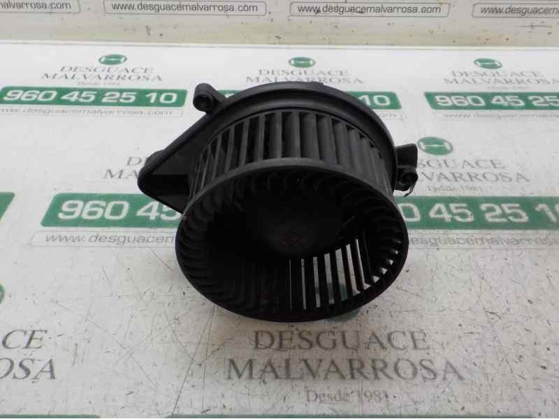 Recambio de motor calefaccion para audi a4 berlina (8e) 2.0 20v cat (alt) referencia OEM IAM 8E2820021E 8E2820021E 