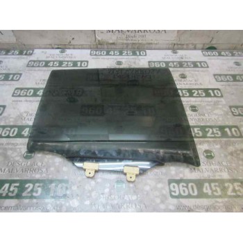 CRISTAL PUERTA TRASERO DERECHO 823001644R 
