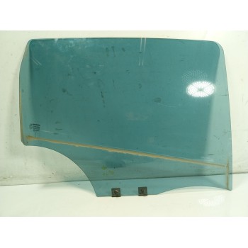CRISTAL PUERTA TRASERO DERECHO 823003497R 