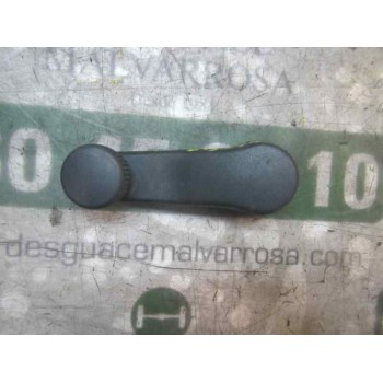 MANETA ELEVALUNAS TRASERA IZQUIERDA 1P08375819B9 