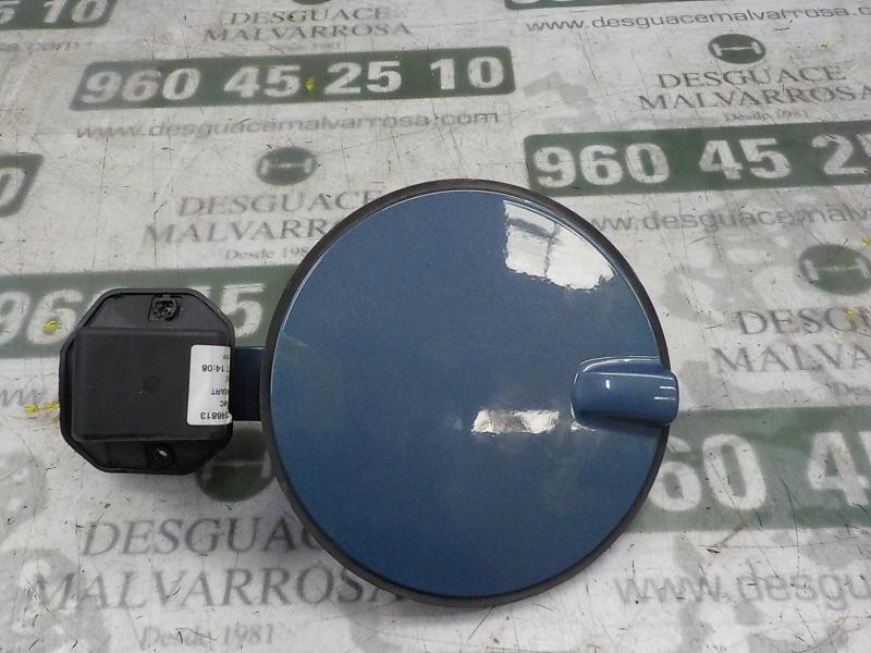 Recambio de tapa combustible para opel zafira b 1.9 cdti referencia OEM IAM   