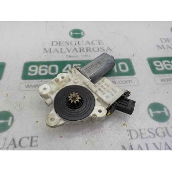 MOTOR ELEVALUNAS DELANTERO DERECHO 