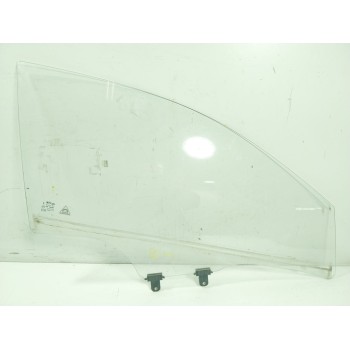 CRISTAL PUERTA DELANTERO DERECHO 82420H8030 