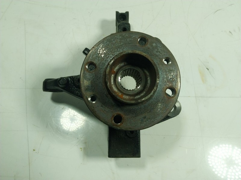 Recambio de mangueta delantera derecha para renault zoe (bfm_) zoe referencia OEM IAM 400143684R  400146343R