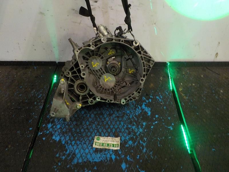 Recambio de caja cambios para opel insignia berlina edition referencia OEM IAM 55577504 F40 