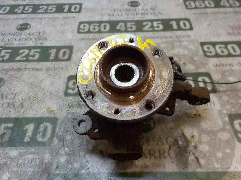 Recambio de mangueta delantera izquierda para renault clio iii 1.2 16v referencia OEM IAM   