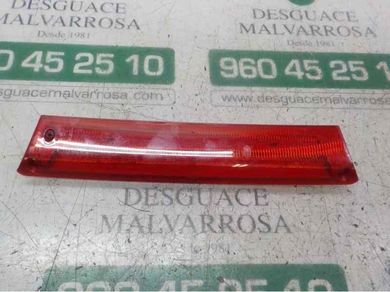 Recambio de piloto trasero central para ford focus lim. trend referencia OEM IAM 2085739  