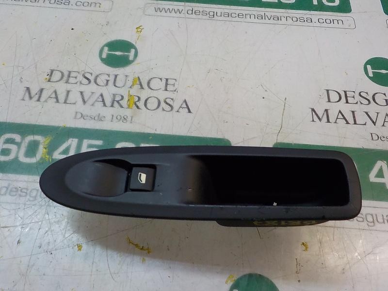 Recambio de mando elevalunas trasero derecho para citroën c4 lim. 1.6 e-hdi fap referencia OEM IAM 6490JZ  